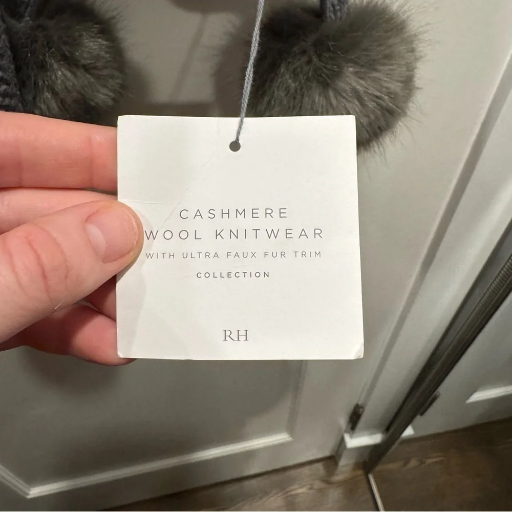 NWT‎ Restoration Hardware Cashmere Scarf Gifting Christmas Gift Ready Holiday